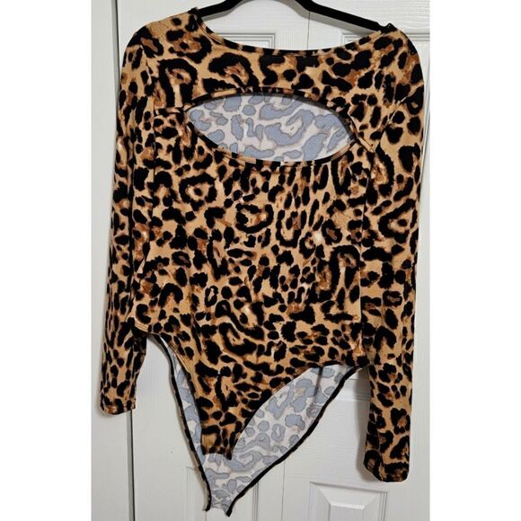 Women's Cutout Neck, Animal Print Bodysuit/EUC/Size 3X - Picture 1 of 6
